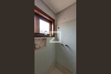 Casa de condomínio à venda com 455m², 5 quartos e 4 vagasBanheiro da Suíte 1