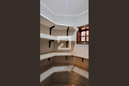 Casa de condomínio à venda com 455m², 5 quartos e 4 vagasDespensa