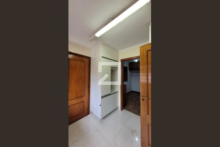 Casa de condomínio à venda com 455m², 5 quartos e 4 vagasÁrea de Serviço