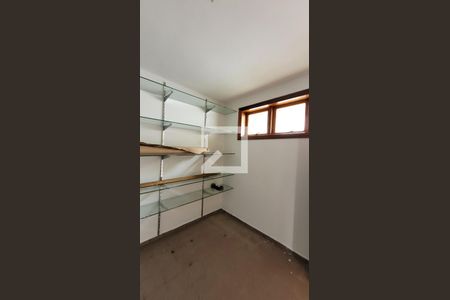 Casa de condomínio à venda com 455m², 5 quartos e 4 vagasDeposito