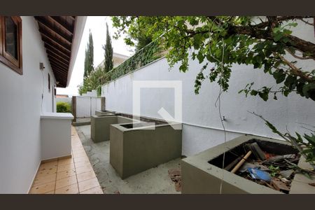 Casa de condomínio à venda com 455m², 5 quartos e 4 vagasHorta