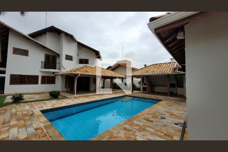 Casa de condomínio à venda com 455m², 5 quartos e 4 vagasPiscina