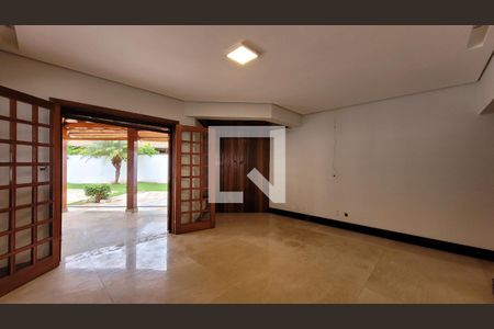 Casa de condomínio à venda com 455m², 5 quartos e 4 vagasSala 2