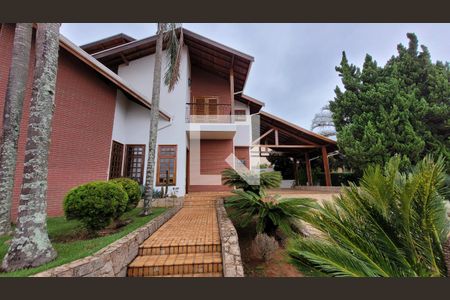 Casa de condomínio à venda com 455m², 5 quartos e 4 vagasFachada