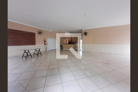 Apartamento à venda com 70m², 3 quartos e sem vaga Apartamento à venda com 70m², 3 quartos e sem vagaÁrea comum - Salão de festas