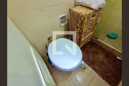 Apartamento para alugar com 69m², 2 quartos e 1 vagaSuíte banheiro