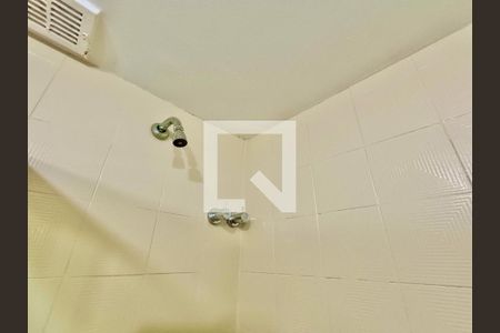 Apartamento para alugar com 69m², 2 quartos e 1 vagaSuíte banheiro