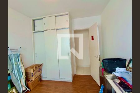 Apartamento para alugar com 69m², 2 quartos e 1 vagaQuarto