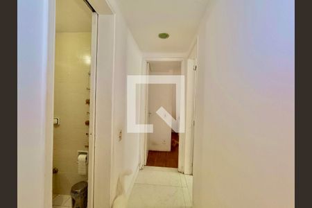 Corredor de apartamento para alugar com 2 quartos, 69m² em Jardim Botânico, Rio de Janeiro