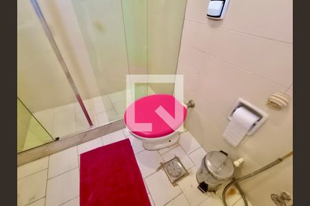 Apartamento para alugar com 69m², 2 quartos e 1 vagaBanheiro social