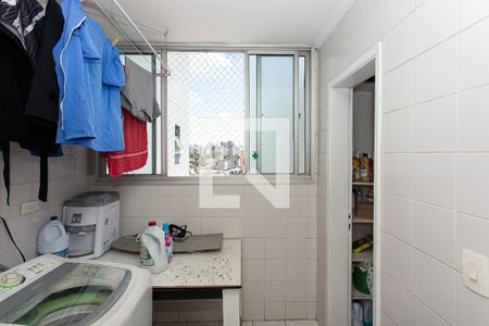 Apartamento à venda com 75m², 3 quartos e 2 vagas Apartamento à venda com 75m², 3 quartos e 2 vagasÁrea de Serviço