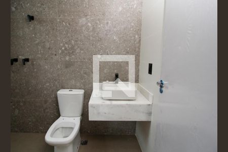 Apartamento à venda com 115m², 2 quartos e 3 vagasBanheiro da Suíte 2