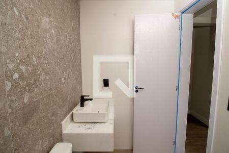 Apartamento à venda com 115m², 2 quartos e 3 vagasBanheiro da Suíte 2