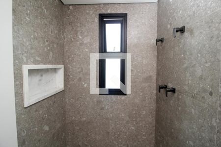 Apartamento à venda com 115m², 2 quartos e 3 vagasBanheiro da Suíte 2