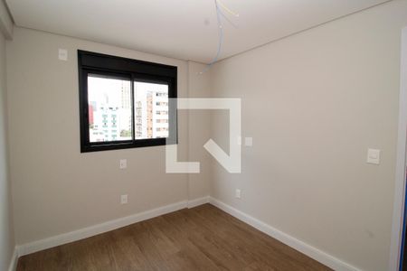 Apartamento à venda com 81m², 3 quartos e 2 vagasQuarto 1