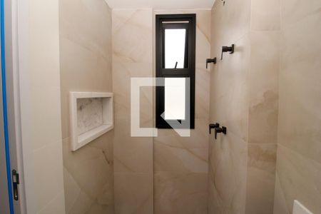 Apartamento à venda com 81m², 3 quartos e 2 vagasBanheiro da Suíte