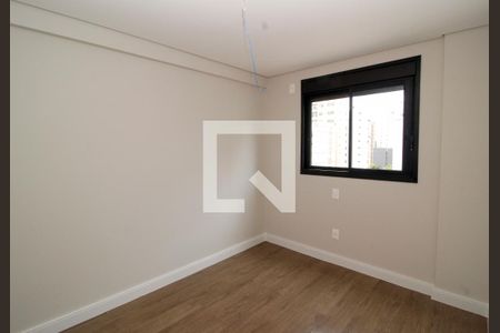 Apartamento à venda com 81m², 3 quartos e 2 vagasQuarto 1