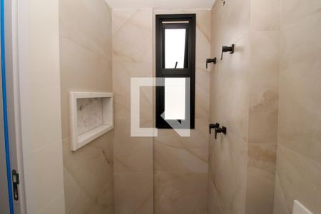 Apartamento à venda com 81m², 3 quartos e 2 vagasBanheiro da Suíte