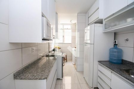 Apartamento à venda com 66m², 3 quartos e 1 vagaCozinha e Área de Serviço