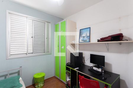 Apartamento à venda com 120m², 3 quartos e 2 vagasQuarto 2