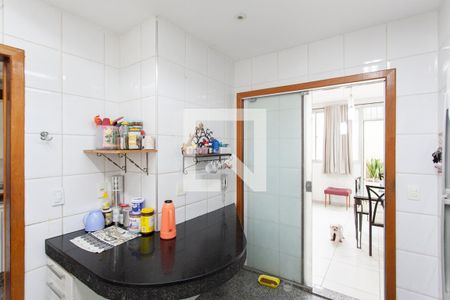 Apartamento à venda com 120m², 3 quartos e 2 vagasCozinha