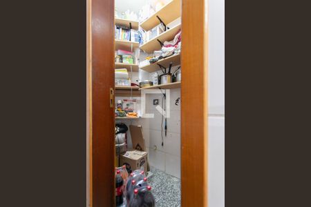 Apartamento à venda com 120m², 3 quartos e 2 vagasBanheiro de Serviço