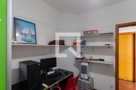 Apartamento à venda com 120m², 3 quartos e 2 vagasQuarto 2