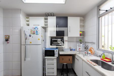 Apartamento à venda com 120m², 3 quartos e 2 vagasCozinha