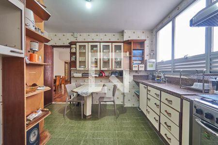 Apartamento à venda com 144m², 3 quartos e 2 vagasCozinha