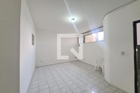 Suíte de casa para alugar com 3 quartos, 230m² em Cidade Satelite Santa Barbara, São Paulo