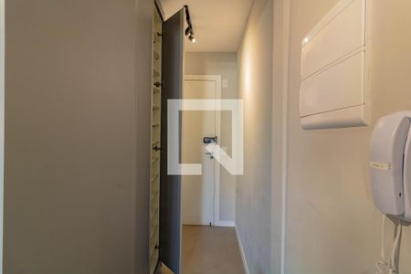 Studio para alugar com 27m², 1 quarto e sem vaga Studio para alugar com 27m², 1 quarto e sem vagaCorredor