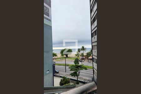 Vista da Sala de apartamento para alugar com 2 quartos, 86m² em Itararé, Santos