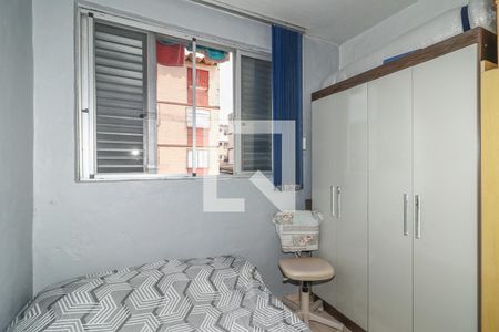 Quarto de apartamento para alugar com 3 quartos, 52m² em Rubem Berta, Porto Alegre