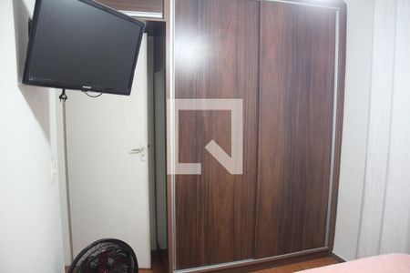 Quarto 1  de apartamento à venda com 3 quartos, 60m² em Califórnia, Belo Horizonte