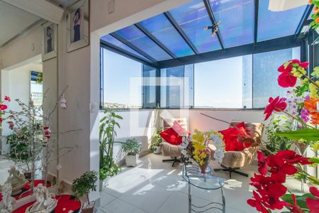 Apartamento à venda com 160m², 3 quartos e 1 vaga Apartamento à venda com 160m², 3 quartos e 1 vagaVaranda