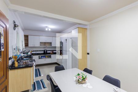 Casa à venda com 144m², 3 quartos e 3 vagas Casa à venda com 144m², 3 quartos e 3 vagasCozinha