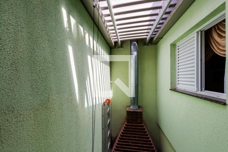 Casa à venda com 144m², 3 quartos e 3 vagas Casa à venda com 144m², 3 quartos e 3 vagasVista do Quarto 2