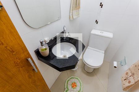 Casa à venda com 144m², 3 quartos e 3 vagas Casa à venda com 144m², 3 quartos e 3 vagasLavabo