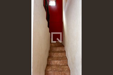 escada de casa para alugar com 3 quartos, 200m² em Jardim América, Taboão da Serra