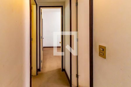 Corredor de apartamento para alugar com 2 quartos, 90m² em Ingá, Niterói