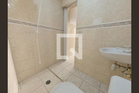 Casa à venda com 200m², 3 quartos e 2 vagasLavanderia - Banheiro