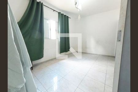 Quarto 1 de casa à venda com 3 quartos, 200m² em Vila Palmeiras, São Paulo