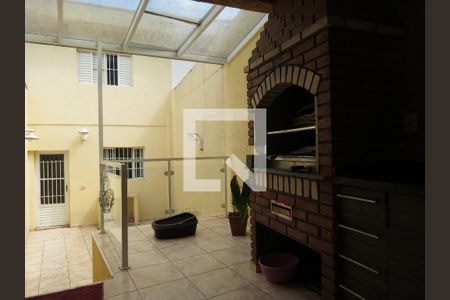Casa à venda com 200m², 3 quartos e 2 vagasQuintal - Churrasqueira