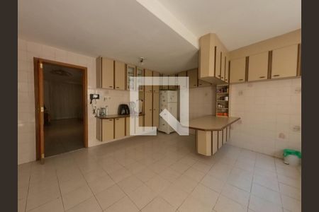 Casa à venda com 200m², 3 quartos e 2 vagasCozinha