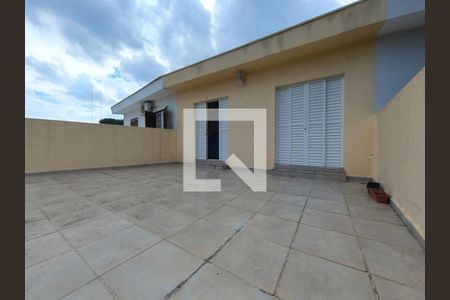 Casa à venda com 200m², 3 quartos e 2 vagasVaranda Quartos 2 e 3