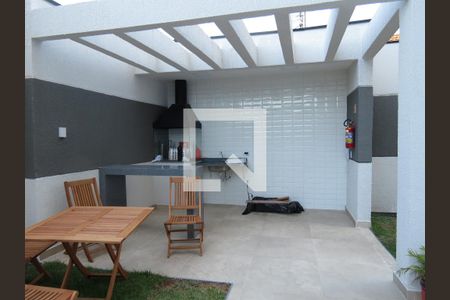 Apartamento à venda com 26m², 1 quarto e sem vagaÁrea comum - Churrasqueira