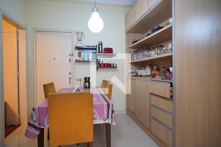 Apartamento à venda com 79m², 3 quartos e 1 vagaCopa