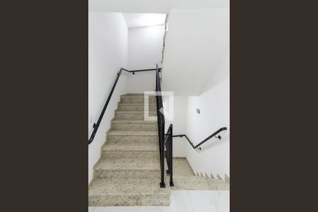 Apartamento à venda com 43m², 2 quartos e sem vagaEscada 