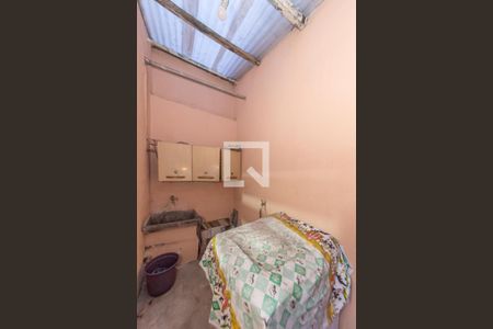 Casa à venda com 102m², 2 quartos e 2 vagasLavanderia