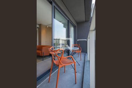 Studio - Varanda de kitnet/studio para alugar com 1 quarto, 30m² em Pinheiros, São Paulo